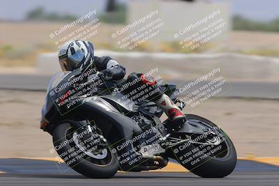 media/Sep-30-2023-SoCal Trackdays (Sat) [[636657bffb]]/Turn 16 (1145am)/